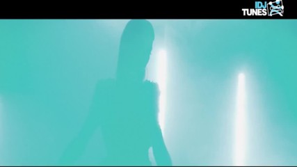 Milica Radovanovic - Neosvojiva Official Video