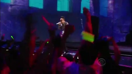 Black Eyed Peas - Meet me Halfway Live Hd in Victorias Secret show 