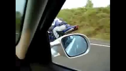 Bmw M3 Turbo Vs Yamaha R1