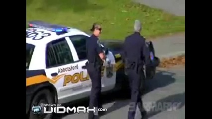 Полицай много лошо се държат със престъпници 