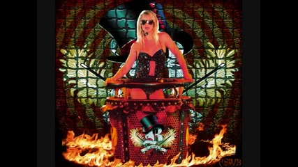 New !!!britney Spears - Im Slave 4u (последната версия oт турнето и ) 