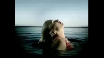 L Fragrance Commercial Gwen Stefani .wmv