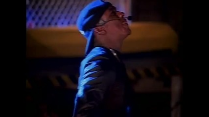 Bobby Brown - Humpin Around (with Intro) [hq]