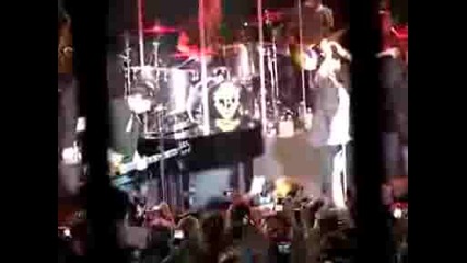 Paranoid Intro Jonas Brothers koncert in Plaza