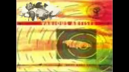 Althia & Donna -up town top ranking 1977