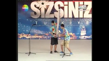 Страхотно Свирене с Тръби ! - Turkish Got Talent