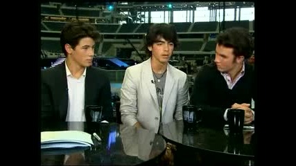 Jonas Brothers - Larry King Live - World Tour Exclusive 