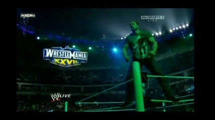 Wwe raw 21.02.2011 The Undertaker & Triple H is back 