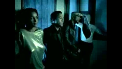 Common feat. Lily Allen - Drivin Me Wild
