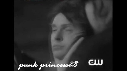 The vampires diaries - Help me, I`m Alive 