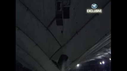 Срути се покрива на Metrodome Roof 