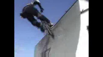 - Bike Stunts