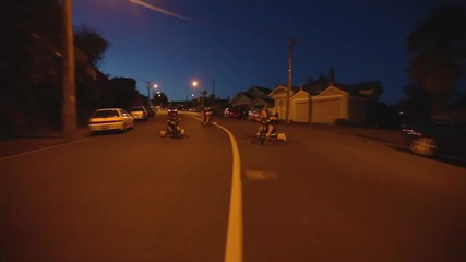 Лудаци правят Trike Drifting на шосе!