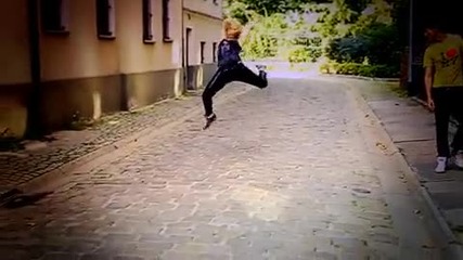 C - Bool Feat. Isabelle - Body And Soul
