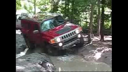 Hummer H3s off road in Michigan