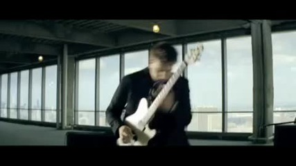 Breaking Benjamin - I Will Not Bow Official