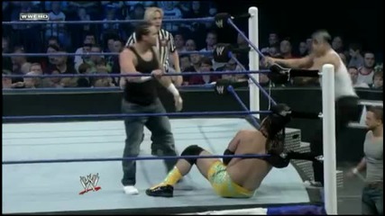 Hunico - Slingshot Corner Dropkick