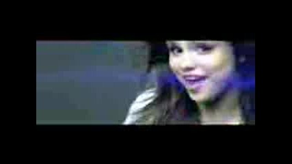 Selena Gomez - Falling down 
