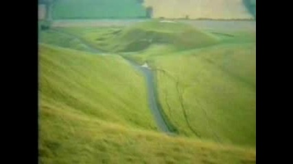 Kate Bush - Cloudbusting