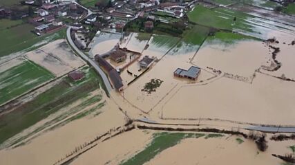 КАДРИ ОТ ДРОН: Вижте щетите от наводненията в Косово (ВИДЕО)