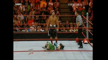 Hornswoogle vs Chavo Geurero 