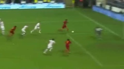 Mirko Vucinic си сваля гащите при празнуване на гол (montenegro v Switzerland 2010) 