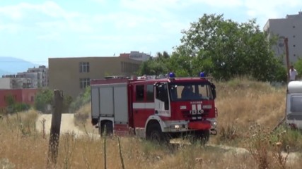 Лозя изгоряха при пожар в Благоевград