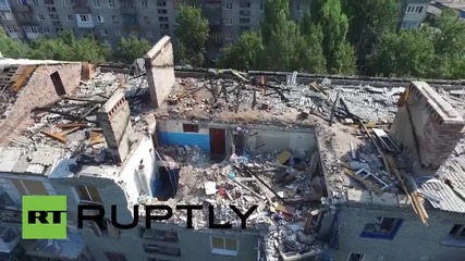 Украйна: Дрон засне разрушенията в Донецк