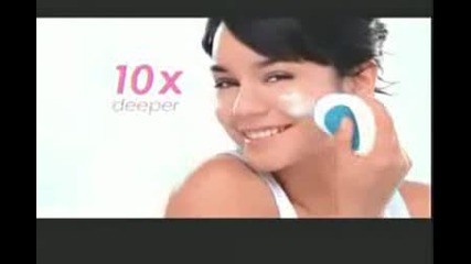 реклама на Vanessa Hudgens - Neutrogena Wave (new)