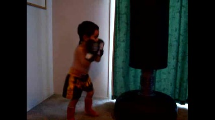 Muay Thai Training the Boy