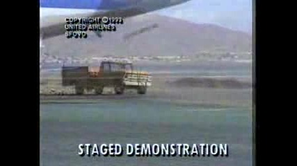 Boing 747 Vs Камион
