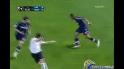[10] This is The Robinho style [10]