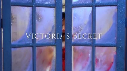 The Victoria's Secret Angels пеят Deck the Halls