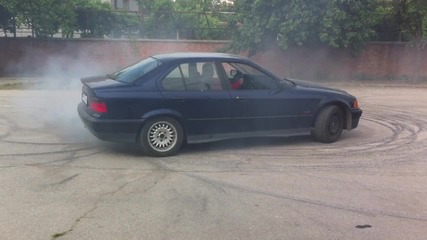 Bmw E36 пали гумите