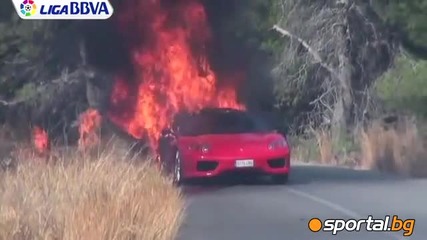 Колата на Евер Бенега се запали в близост до базата на Валенсия