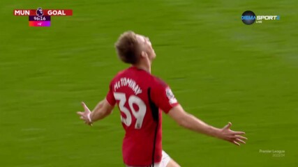 МакТоминей реализира втори гол и донесе победата на Манчестър Юнайтед