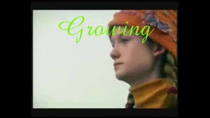 Bonnie Wright Pics
