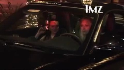 Lindsay Lohan and Sam Ronson out in La (01.02.2010)