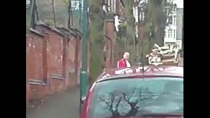 Пиян фен на Юнайтед след загубата от Челси