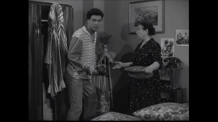 Любимец 13 С Апостол Карамитев 1958 Бг Аудио Част 6 Версия Б Dvd Rip Филм Аутор Вестник 24 Часа