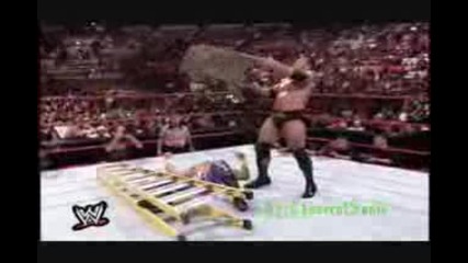Triple H vs. The Rock - Ladder match Ic Title