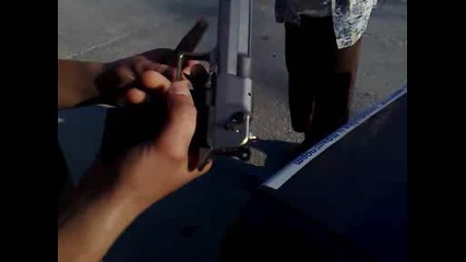 Стрелба в Обеля с автоматичен пистолет!