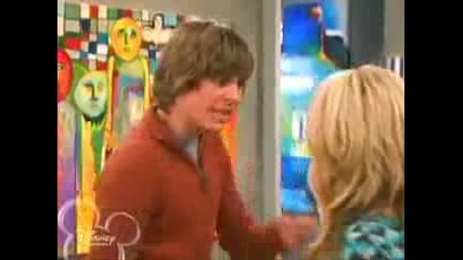 Ashley Tisdale kiss Zac Efron