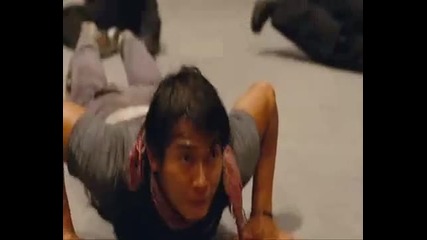 tony Jaa breaking bones like crazy 