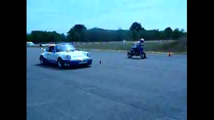 Porsche Vs. 2 Yamaha.flv