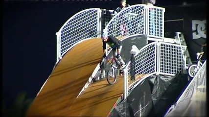 Nitro Circus-прави първият Special Flip 2011