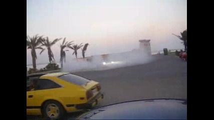 Orange Z Roadster Donuts 
