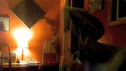 *размазване* Wiz Khalifa се разбива в студиото си отново!