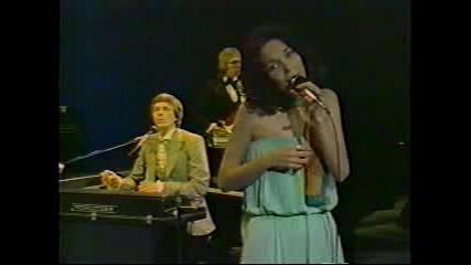 Carpenters - Theres A Kind Of Hush