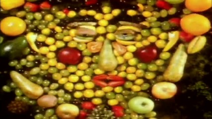 Peter Gabriel - Sledgehammer 1986 Official Video